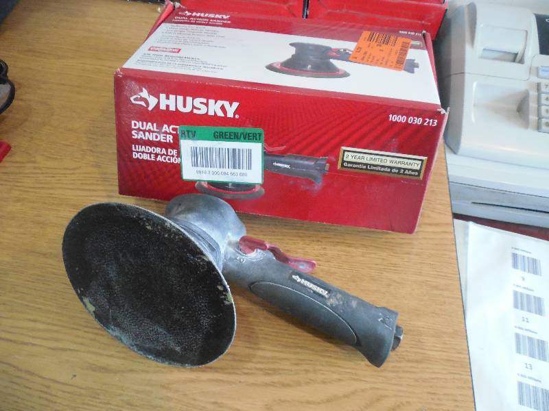 lot 12 image: Husky 6 in. Dual Action Sander