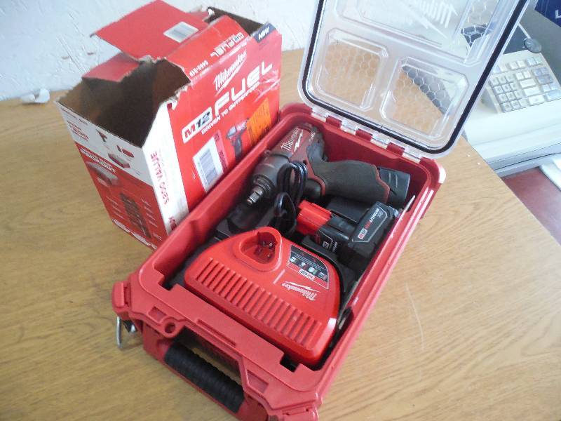lot 22 image: Milwaukee M12 FUEL 12-Volt Lithium-Ion Brushless Cordless 14 in. Hex Impact Driver Kit With Free PACKOUT Case