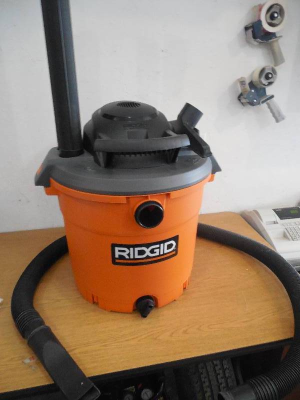 lot 54 image: RIDGID 16 Gal. 5.0-Peak HP Wet Dry Vac