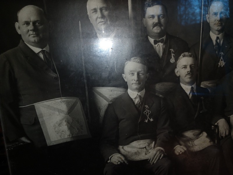 lot 1 image: Framed Photo and Photograph of a Couple, Alfred Miller Saint Paul 