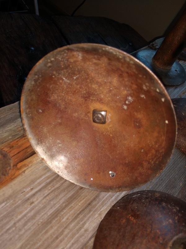 lot 22 image: Primitive Hog Cleaning Tools (5), Galvanized Oil Funnel, Wood Handle Primitive Hook, and 4 12 Window Weight