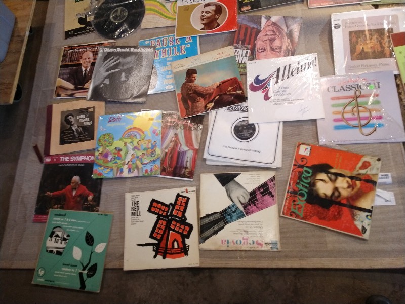 lot 43 image: Vinyl Records