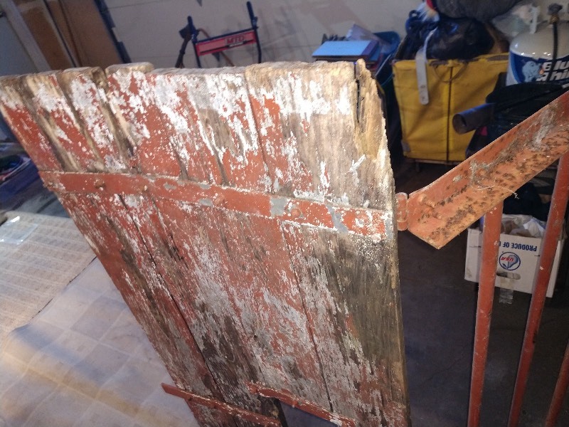 lot 49 image: Barn Door