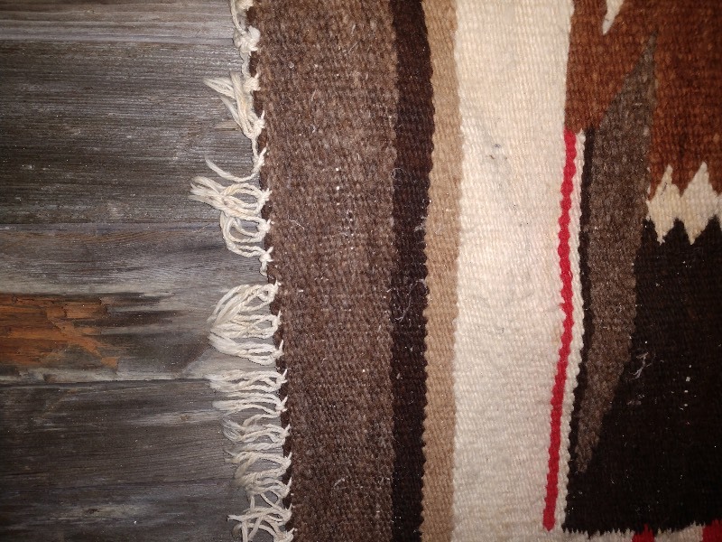 lot 85 image: 1960s Antique Navajo Blanket