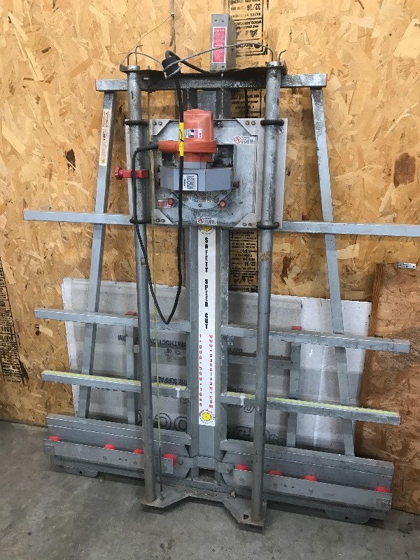 lot 2 image: Milwaukee Commercial Panel Saw, 110...