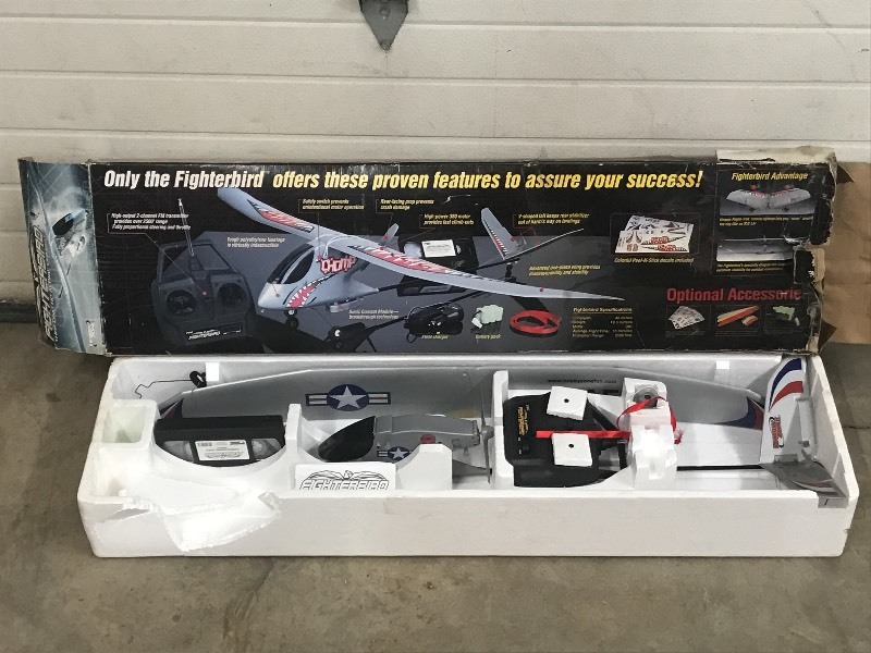 lot 27 image: Hobby Zone Fighterbird Remote Contr...