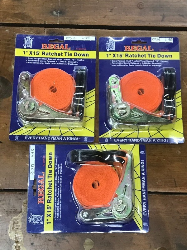 lot 34 image: (3) New 1x15ft Ratchet Straps ...