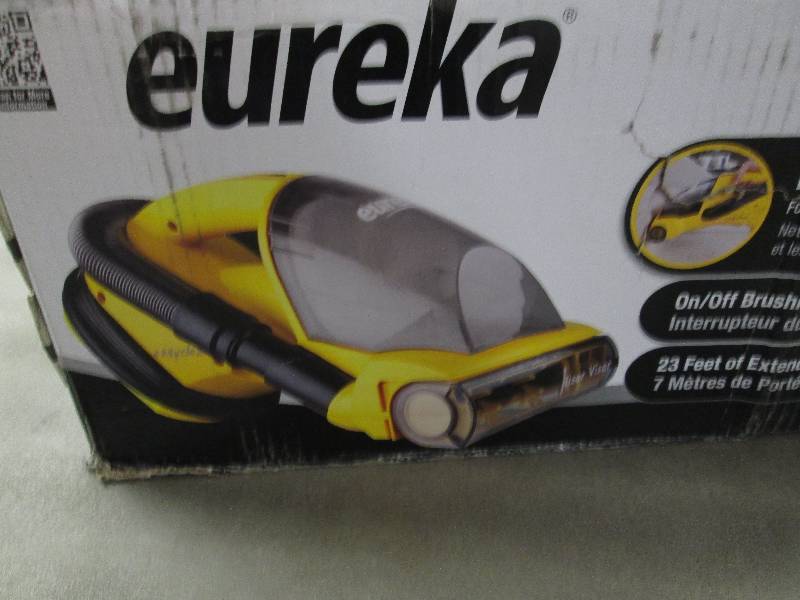 lot 1 image: Eureka EasyClean Lightweight Handhe...