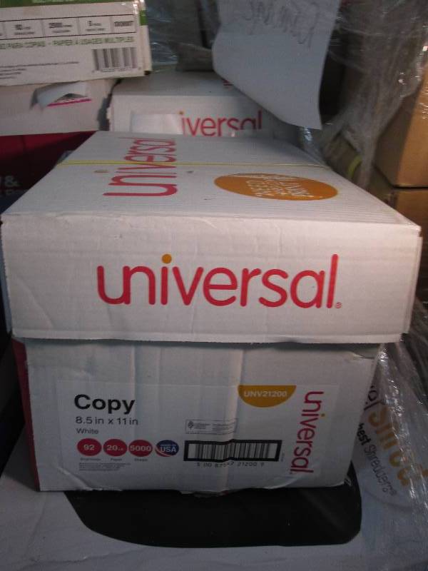 lot 7 image: UNV21200 - Copy Paper 8.5x11 inch 2...