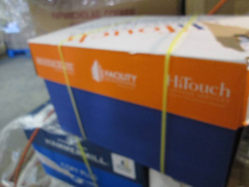 lot 21 image: HiTouch Office copy paper 20 lb 8.5...