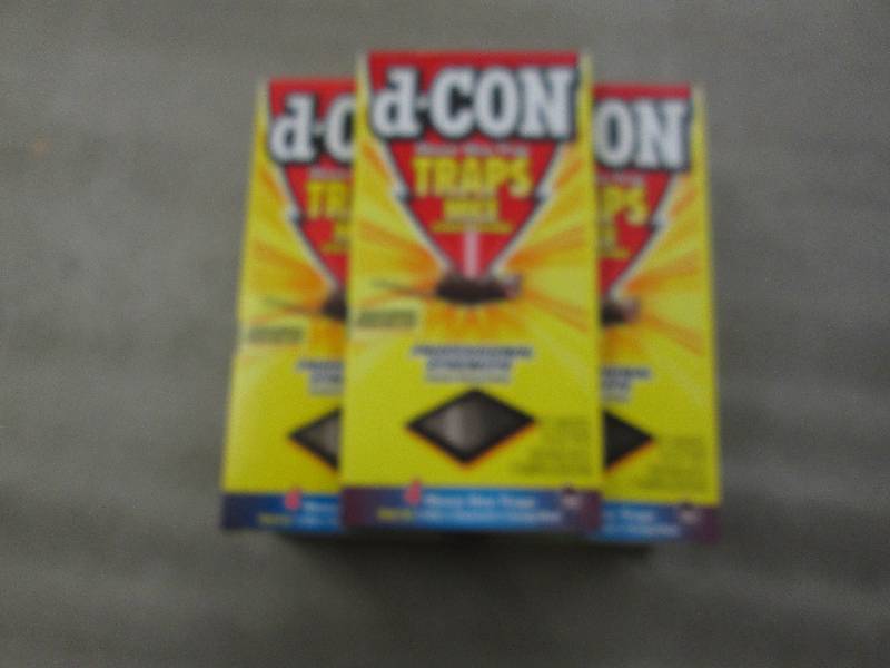 lot 56 image: Lot of 11 Pk d-Con Glue Mouse Traps...