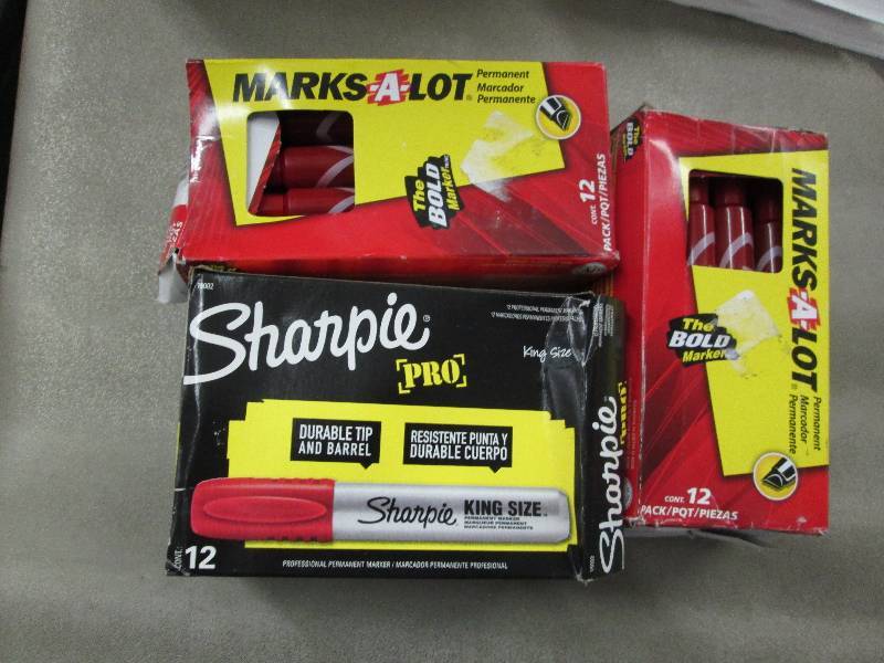 lot 64 image: 1 Box Sharpie King Size Chisel Tip ...