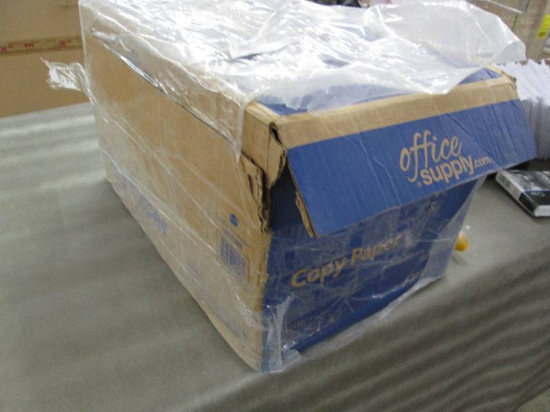 lot 76 image: Open Case 9 Reams Office Supply 8.5...