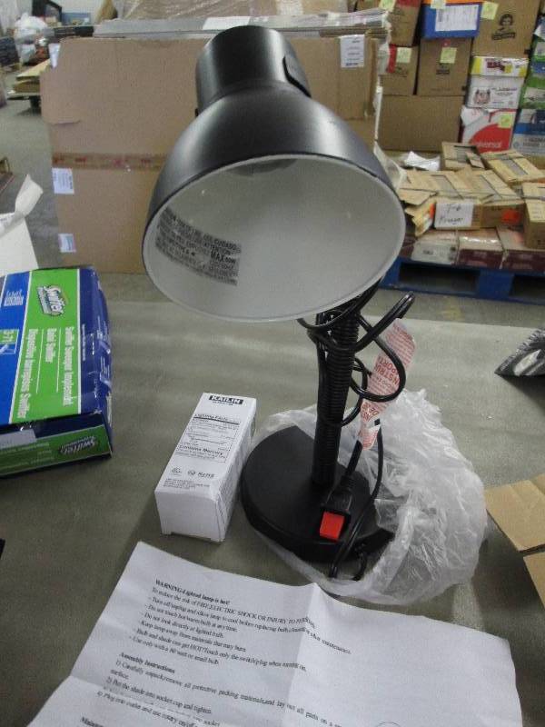 lot 81 image: NIB Black Desk Lamp ...