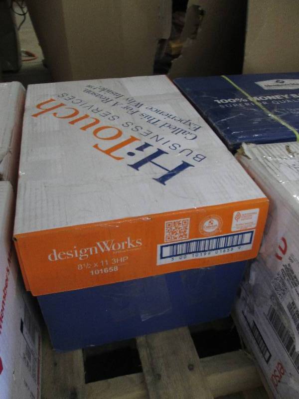 lot 92 image: Case of Hi Touch 20 lb 8.5x11 Copy ...