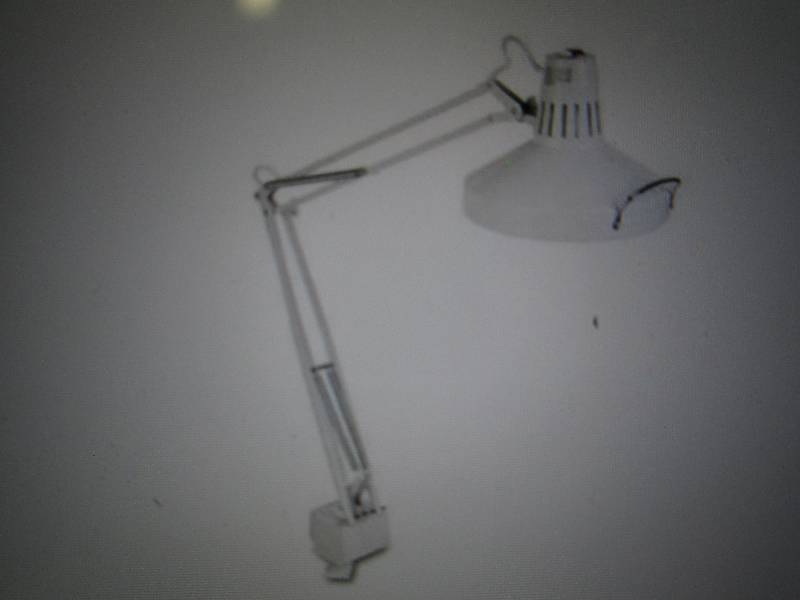 lot 102 image: Three Way Incandescent Fluorescent...