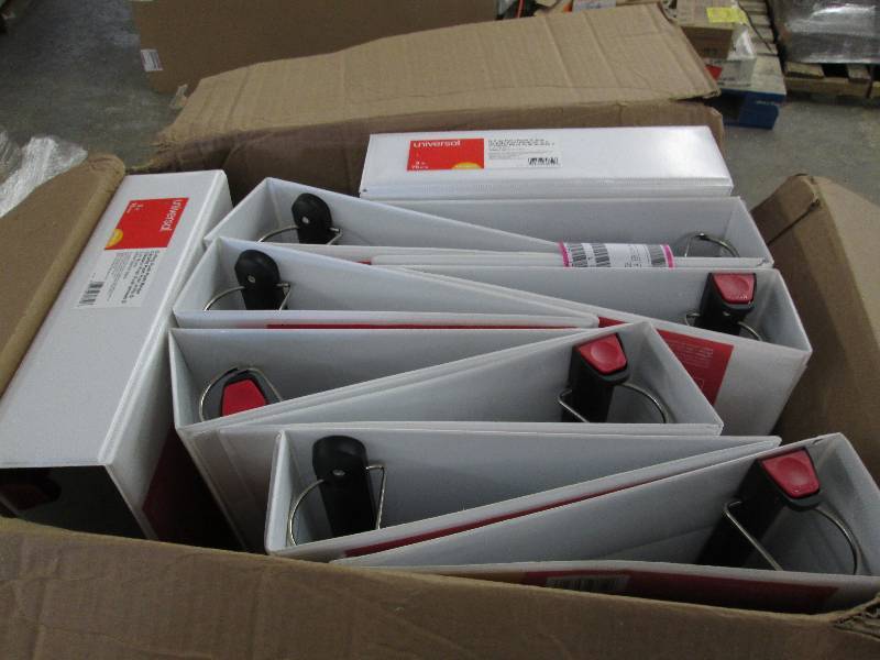lot 103 image: Lot of 10 Universal 30752 Push-Open...