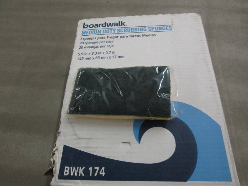 lot 234 image: Boardwalk Medium Duty Scrubbing Spo...