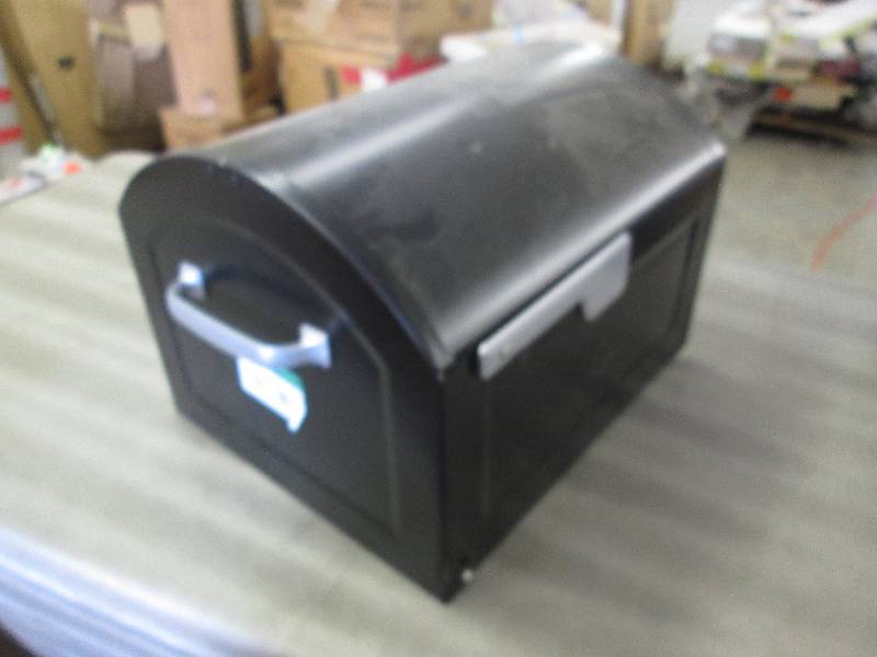 lot 265 image: Large Metal Mailbox ...