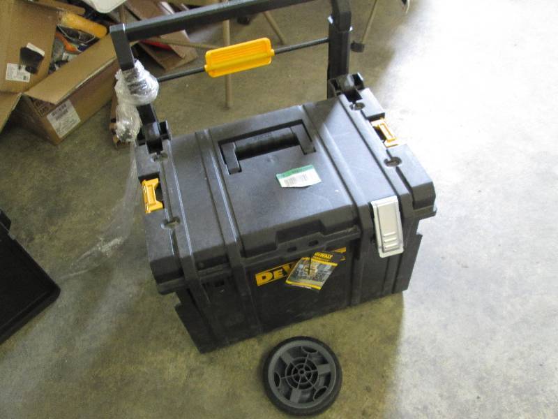 lot 267 image: DeWalt ToughSystem DS450 22 in. 17 ...
