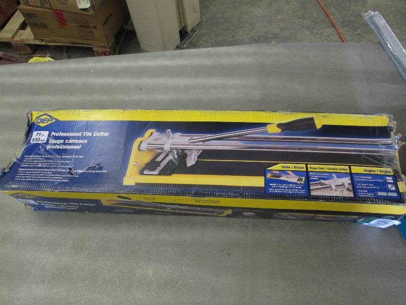 lot 286 image: QEP 21 in. Ceramic Tile Cutter open...