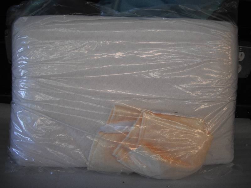 lot 41 image: Latex Pillow