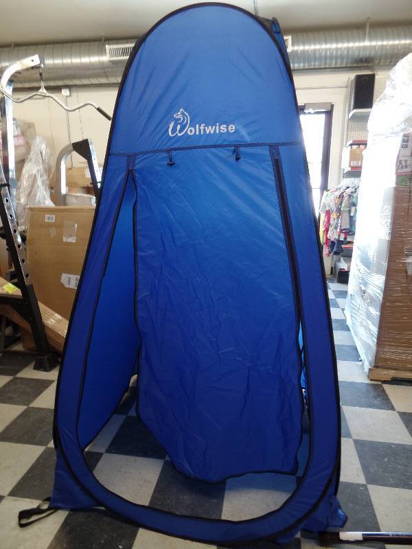 lot 1 image: Pop Up TentDressing Room