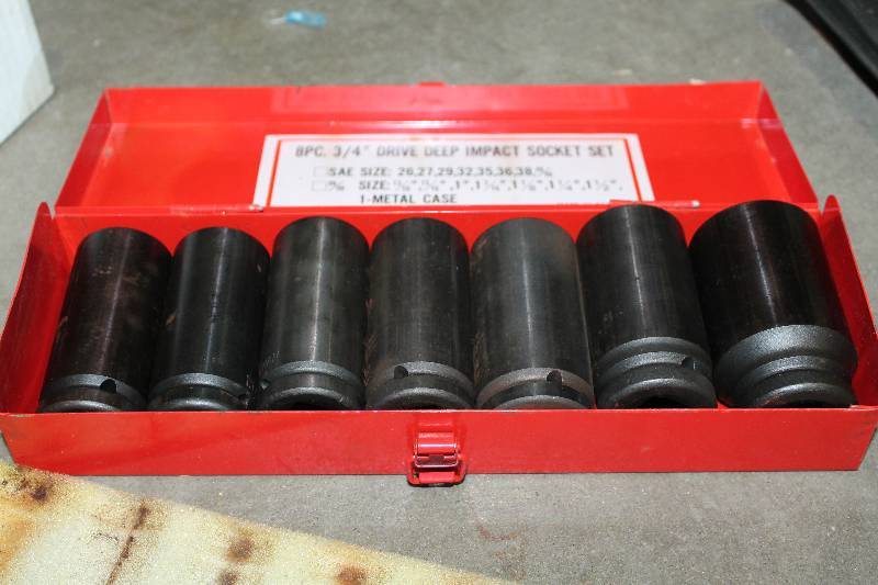 lot 13 image: 8-Piece 34in. Drive Deep Impact Socket Set