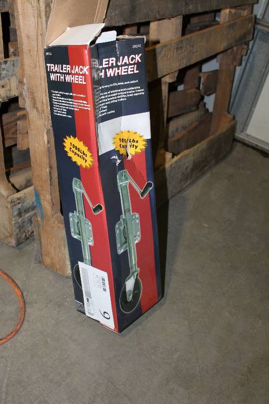 lot 6 image: Trailer Jack w Wheel