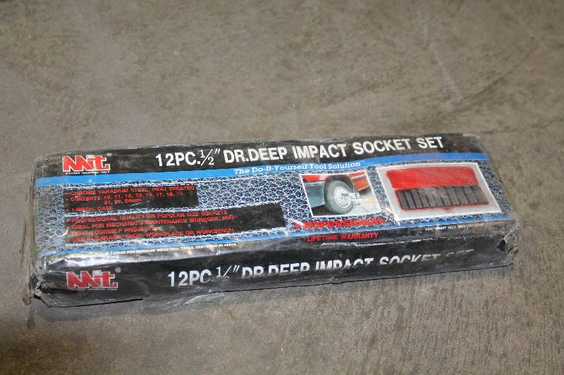 lot 25 image: MIT 12-Piece 12in. Drive Deep Impact Socket Set