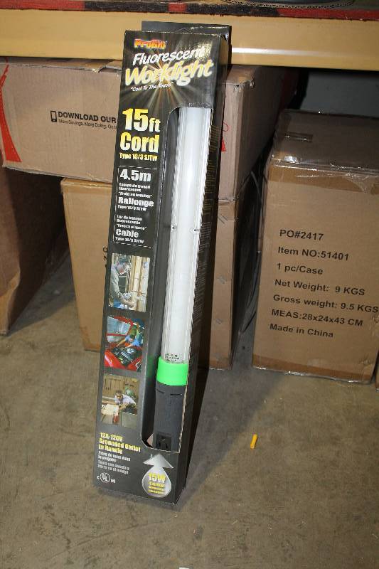 lot 45 image: ProGlo Flourescent Worklight w 15ft. Cord