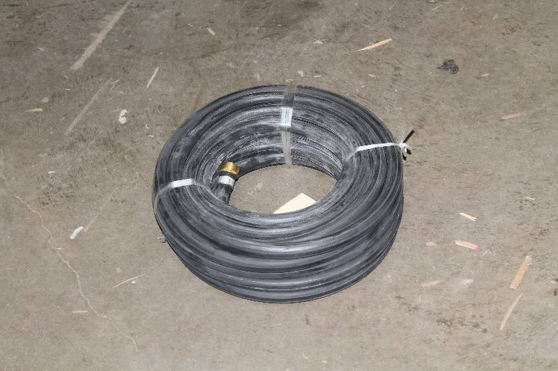 lot 60 image: 58 40 foot Water Hose