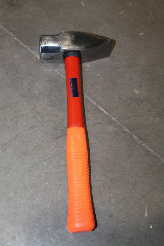 lot 66 image: Neiko 3.3lb. Mirror Polished FG Handle Cross Pein Hammer