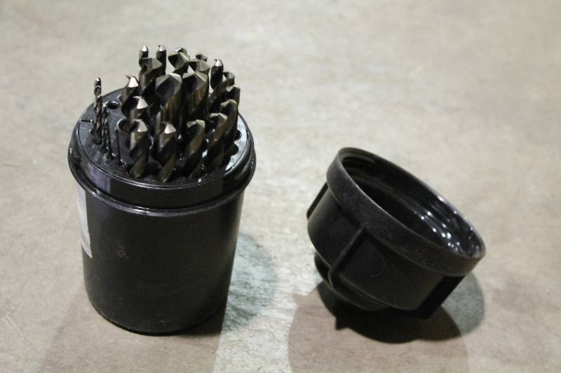 lot 87 image: 29-Piece Drill Bit Set