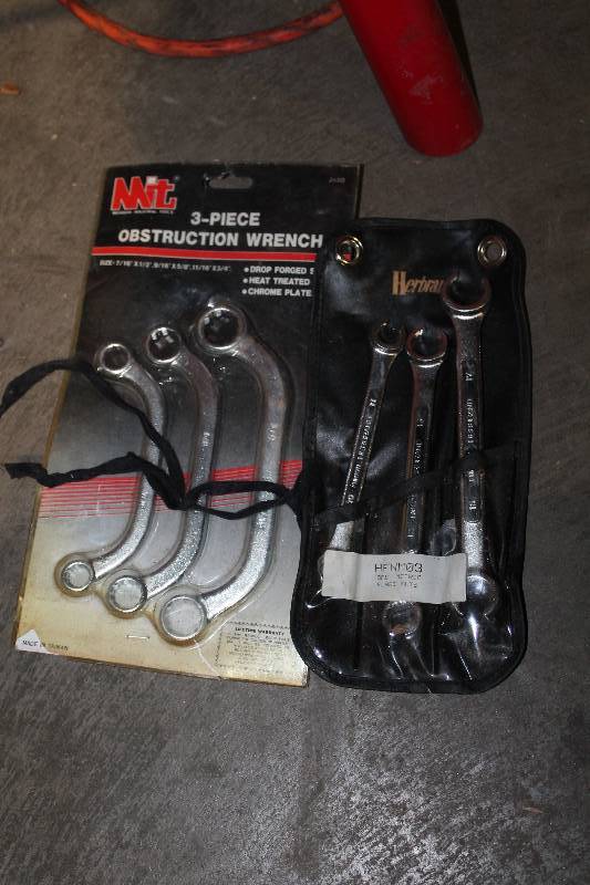 lot 115 image: Lot of (2) Hand Tools - MIT 3-Piece Obstruction Wrench Set, Herbrand 3-Piece Metric Flare Nut Wrenches