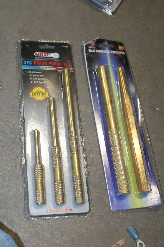 lot 119 image: Lot of (2) Hand Tools - 2-Piece Solid Brass Long Punch, Grip 3-Piece Brass Punch Set