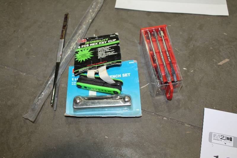 lot 139 image: Lot of (5) Hand Tools - Hex Key Set, Long Tweezers, Screwdriver Set