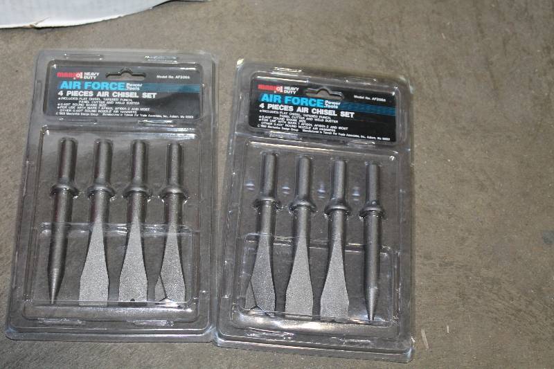 lot 144 image: Lot of (2) Air Force 4-Piece Air Chisel Set