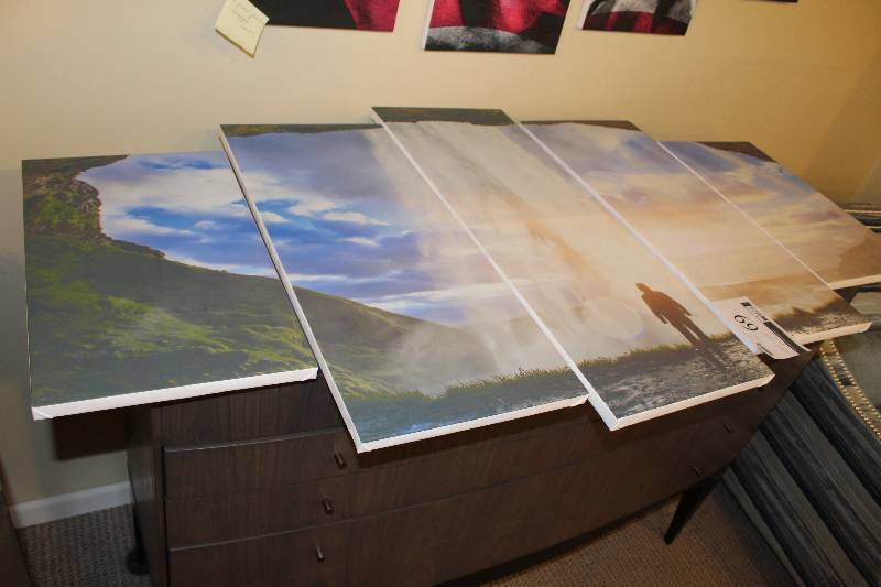 lot 69 image: 5-Panel Canvas Print Wall Art