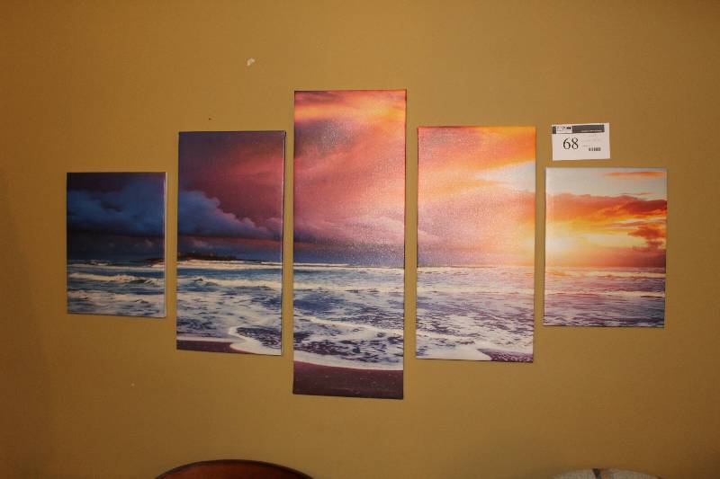 lot 68 image: 5-Panel Canvas Print Wall Art