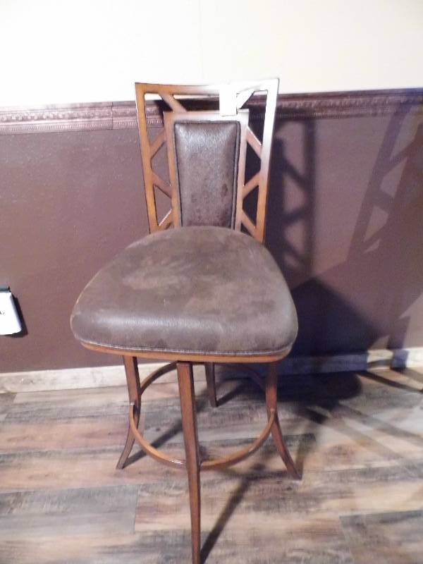 Metal Bar Stool