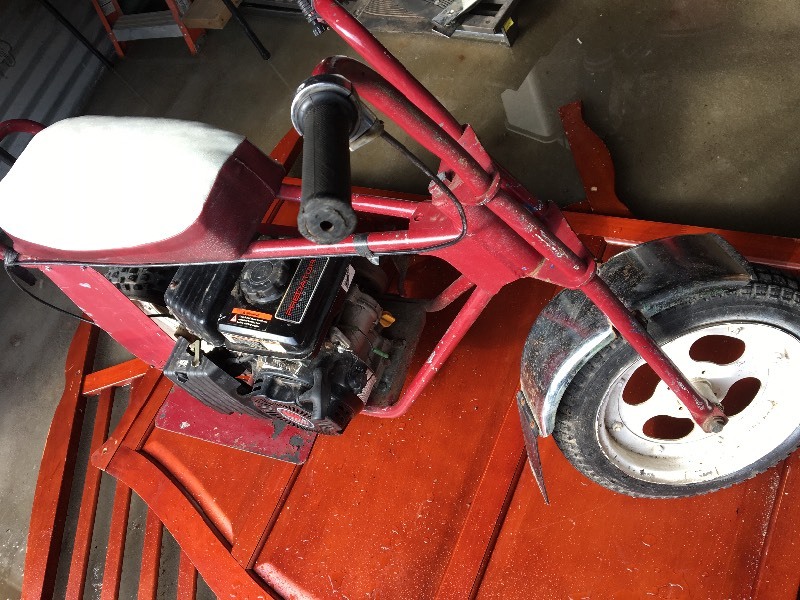 lot 6 image: MINI BIKE W99c PREDATOR ENGINE
