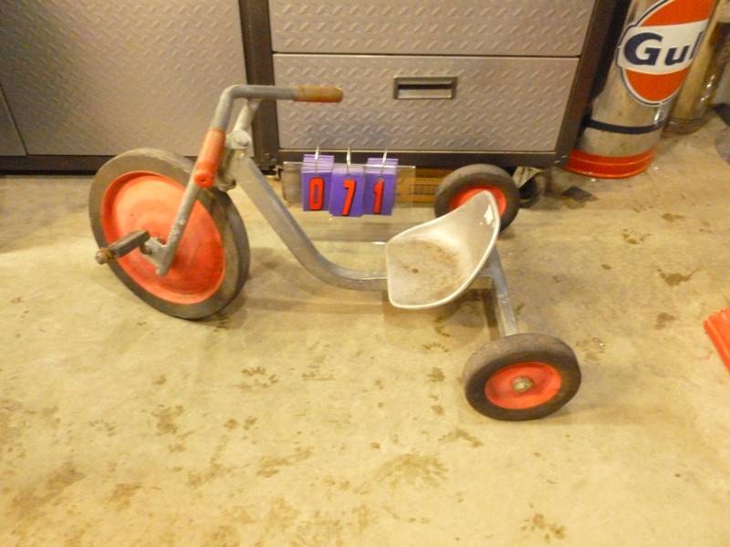 SnS Auctions # 312 Brewery items, collectibles & misc.