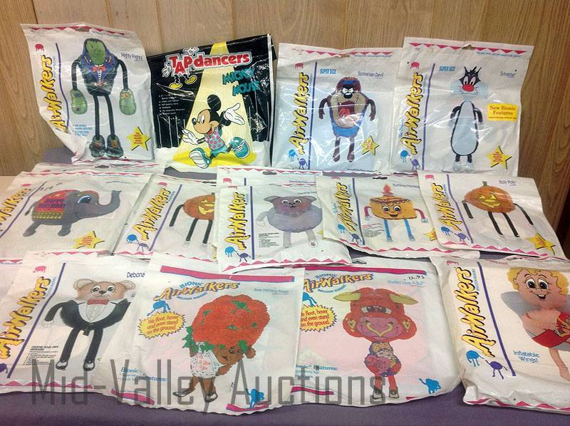15 AirWalkers Mylar Balloons