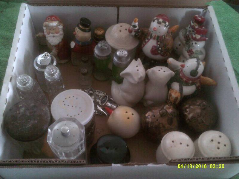 COLLECTIBLE SALT AND PEPPERS