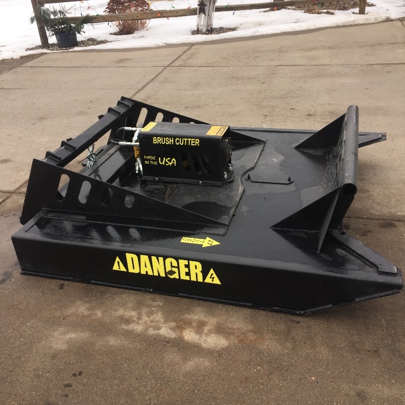 NEW 69 HYDRAULIC DRIVEN BRUSH CUTTER WITH PUSH BAR