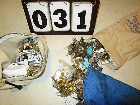 lot 31 image: Misc Keys & Parts