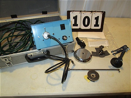 lot 101 image: Liquilite Flexible Light Guide