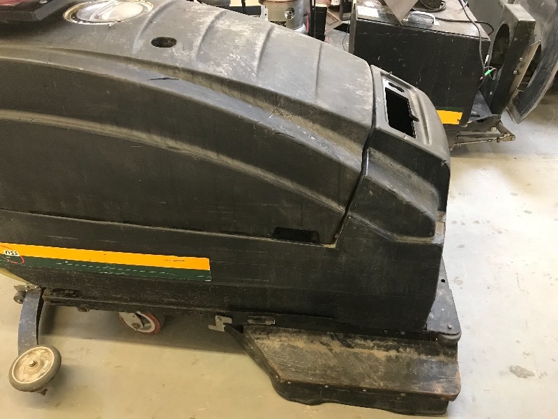 lot 231 image: NSS FLOOR CLEANER MACHINE