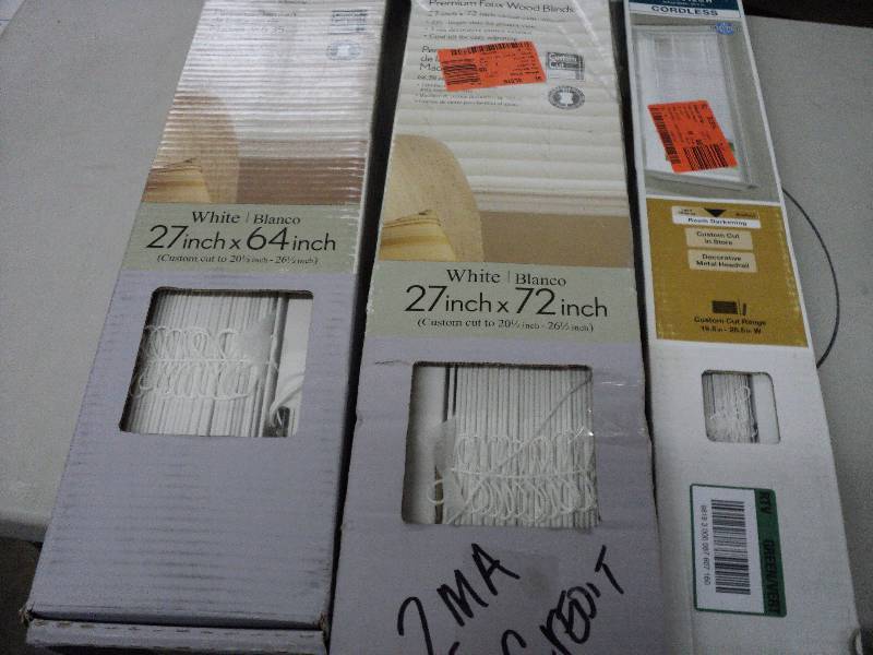 lot 99 image: 3 27 wide blinds faux wood and vin...